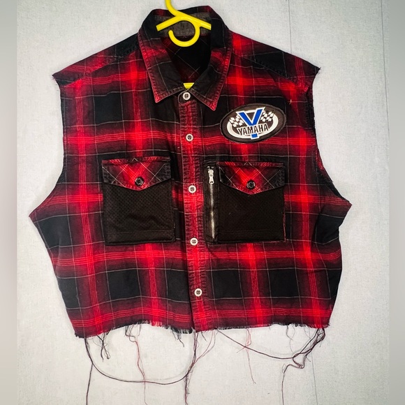 Plaid Yamaha Vest - Picture 3 of 5